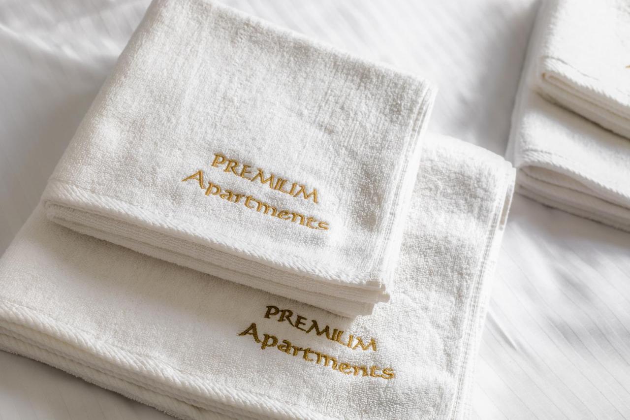 Premium Apartments New Town Private Parking Included 슈체친 외부 사진